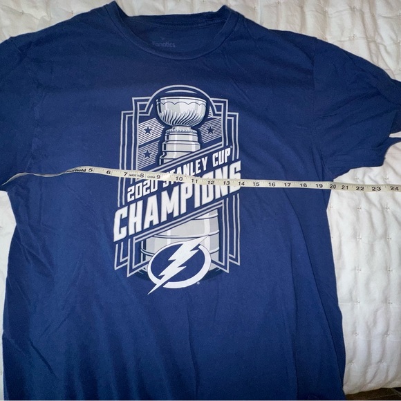 Fanatics Blue 2020 Stanley Cup Champions Tee Tampa Bay Lightning Large - Picture 6 of 6